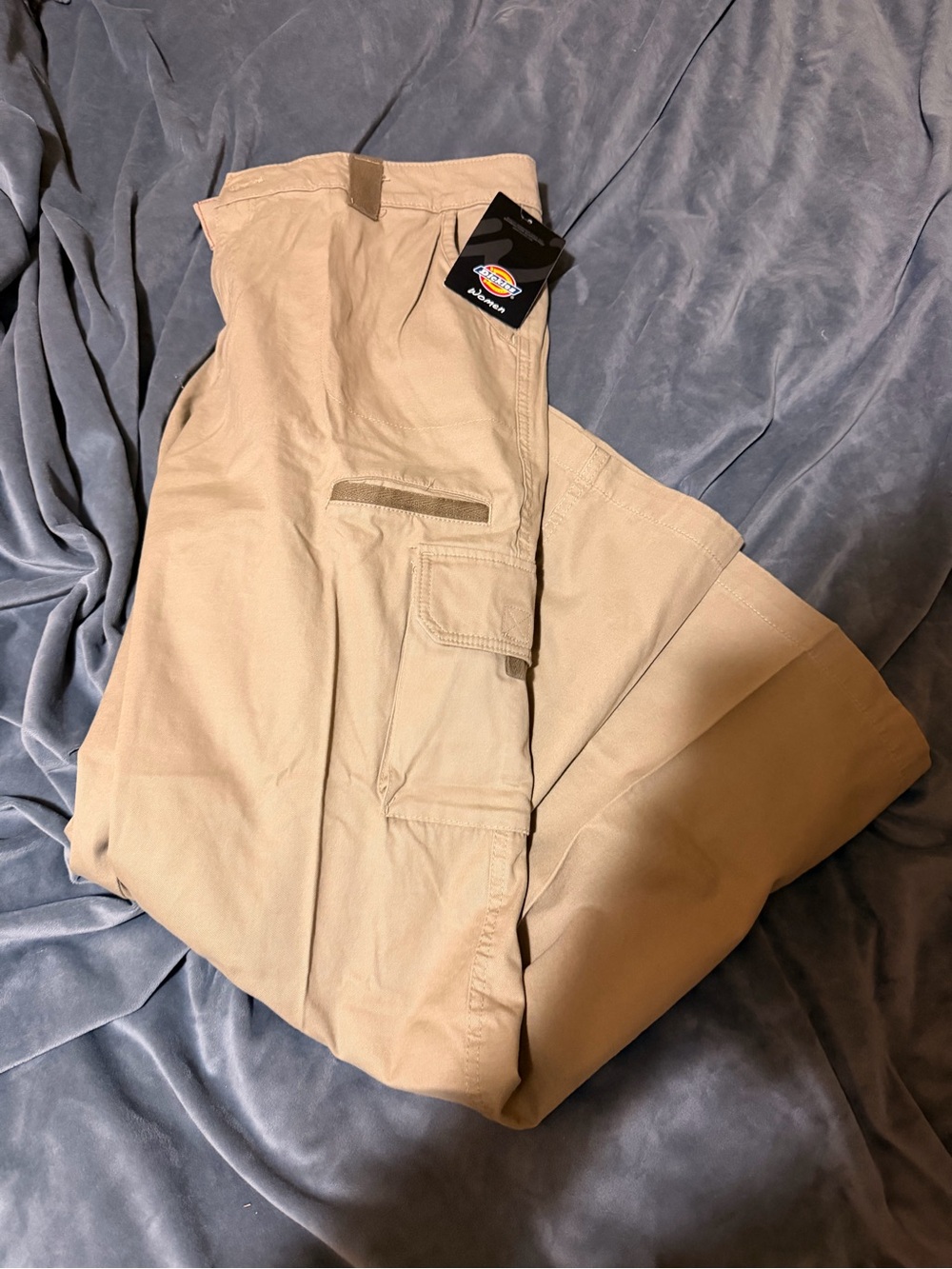 Dickies Women's Relaxed Fit Cargo “ sand “ Pant 14r nwt